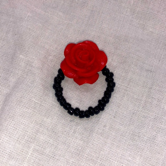 2 for $30 Elastic Beaded Rose Ring - Picture 1 of 3